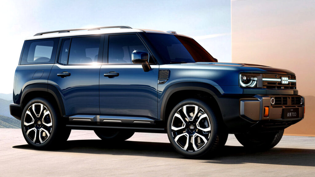 Geely Zhanjian 700 — SUV off-road mới của Trung Quốc bị chỉ trích vì thiết kế "nhái" Land Rover Defender