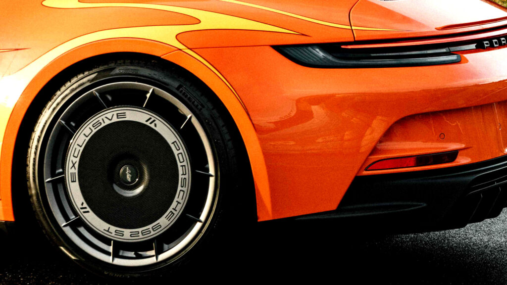 Porsche thừa nhận nguồn cảm hứng cho mẫu 911 S/T Sonderwunsch hơi "cấm kỵ" — nhưng vẫn quyết định chế tạo