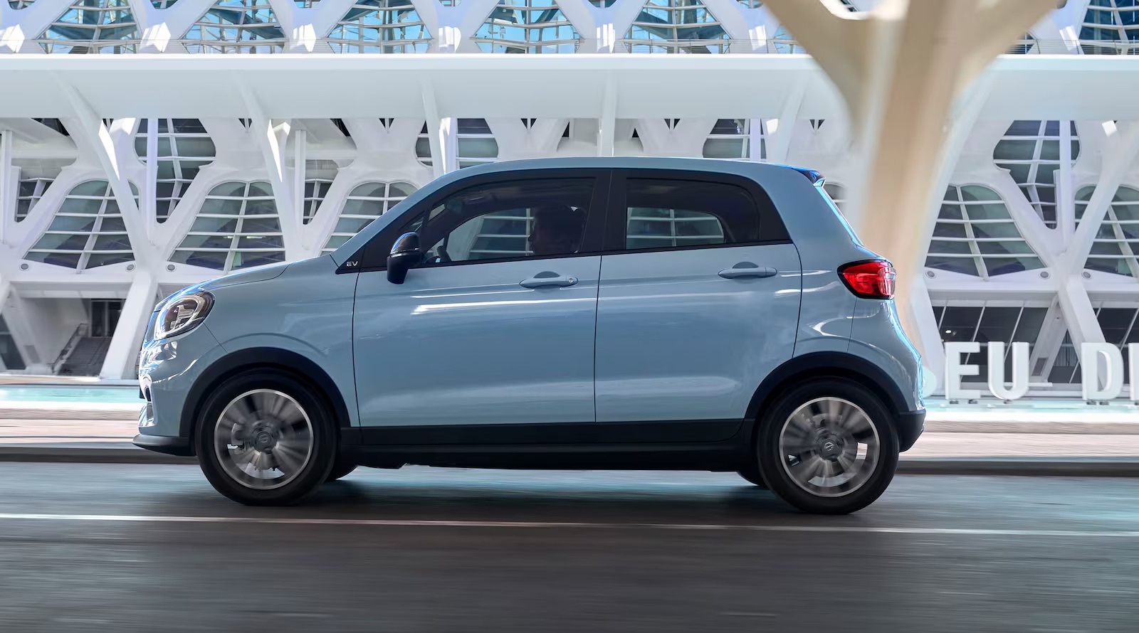 Xe điện giá chỉ 135 triệu đồng đang gây sốt tại châu Âu — Leapmotor T03 vươn lên vị trí thứ 4 về doanh số