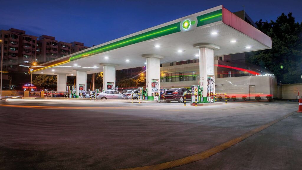 Nghiên cứu MIT bác bỏ luận điểm phổ biến nhất chống lại xe điện — EV vẫn sạch hơn xe xăng ngay cả khi tính cả sản xuất pin và điện than