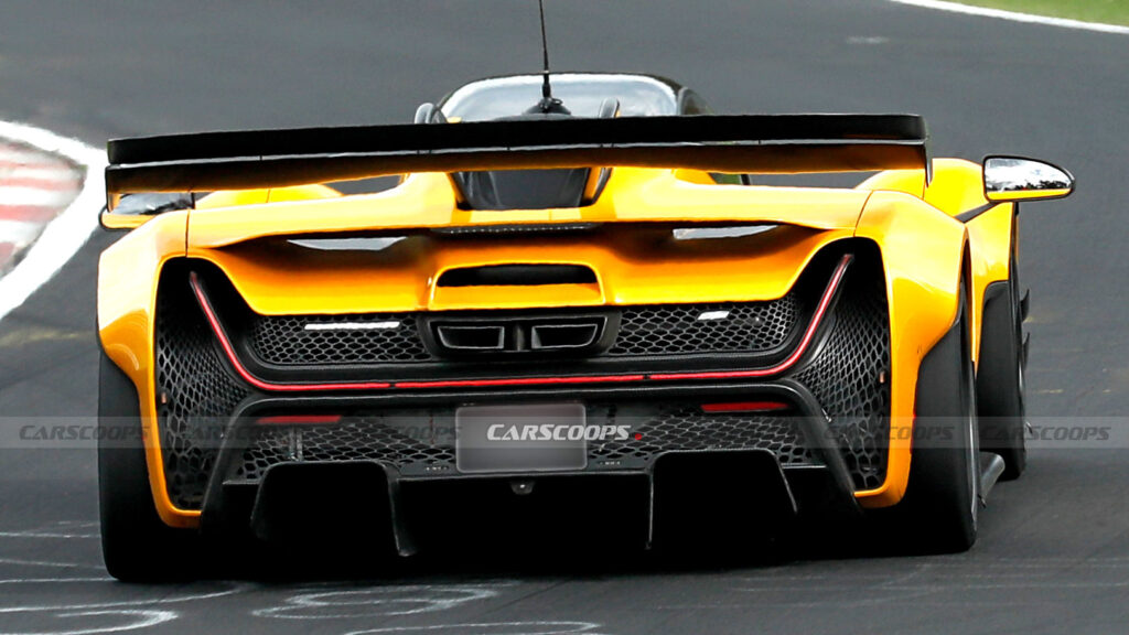 Ford vừa giật kỷ lục Nürburgring từ tay Chevy, thì một siêu xe Mỹ thứ ba xuất hiện với 1.250 mã lực