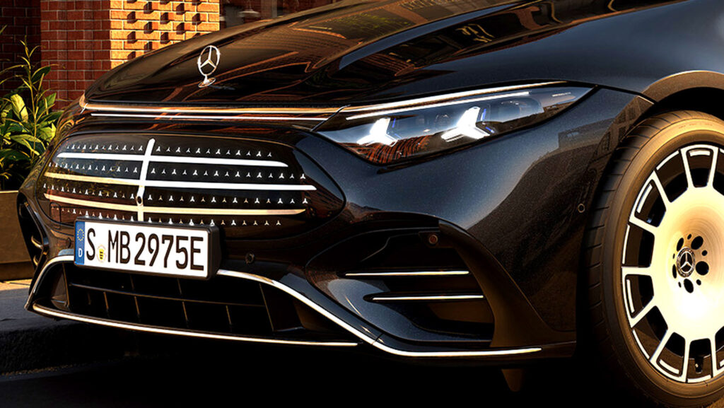 Mercedes-Benz EQS 2027 nâng cấp lớn — pin 122 kWh, tầm vận hành lên tới 926 km và vô-lăng yoke điều khiển bằng dây