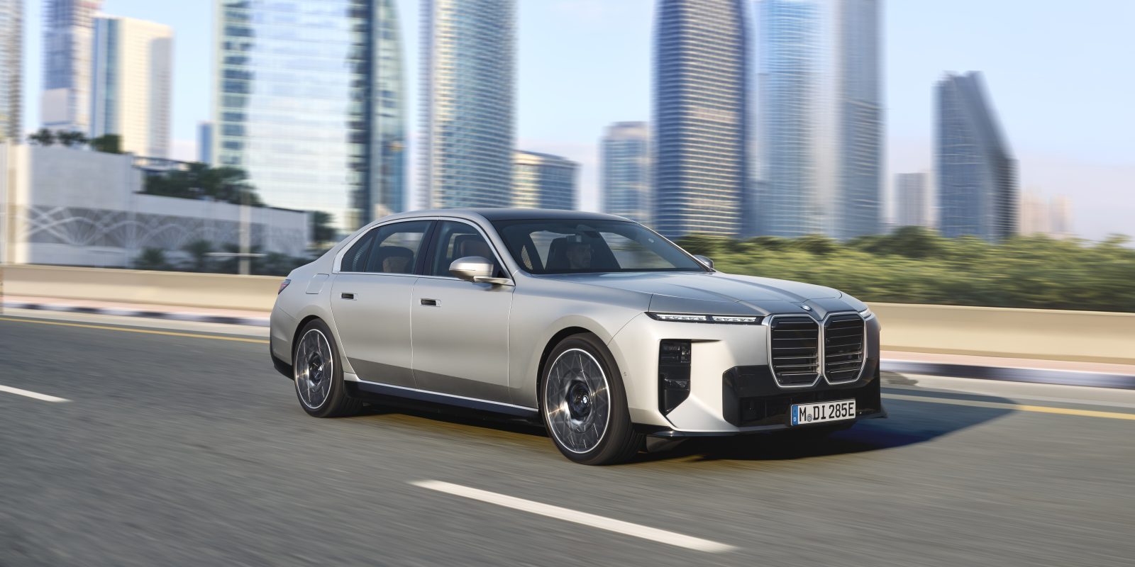 BMW i7 thế hệ mới trình làng — phong cách Neue Klasse, phạm vi chạy gần 720 km và công nghệ vượt tầm sedan hạng sang