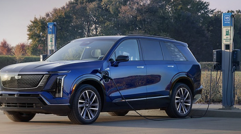 General Motors phản pháo cuộc chiến chống xe điện của Trump — doanh số EV quý 1/2026 vẫn tăng mạnh bất chấp chính sách cản trở