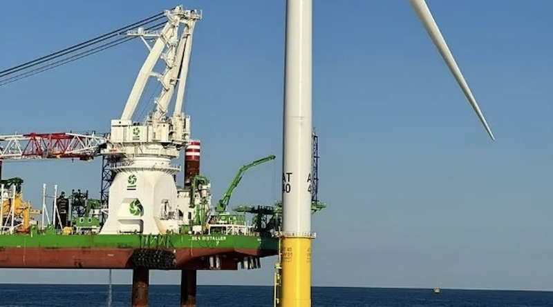 Điện gió ngoài khơi tại Mỹ liên tiếp ghi điểm — bất chấp chiến dịch thông tin sai lệch từ chính quyền Trump