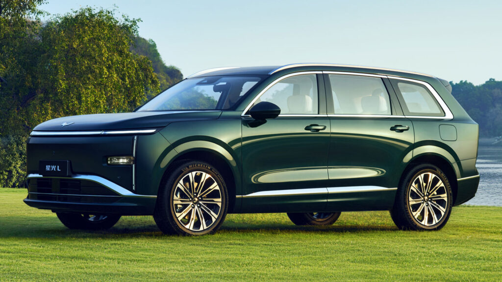 Wuling Xingguang L — mẫu SUV plug-in hybrid 3 hàng ghế của liên doanh GM tại Trung Quốc: thiết kế sang trọng, chạy điện 260 km, nhưng chỉ bán ở Trung Quốc