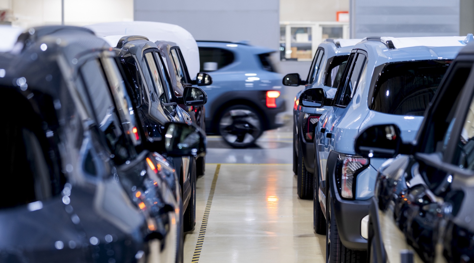 Kia EV2 chính thức bắt đầu sản xuất tại châu Âu — nhà máy Slovakia vận hành dây chuyền lắp ráp mẫu xe điện giá rẻ nhất của Kia