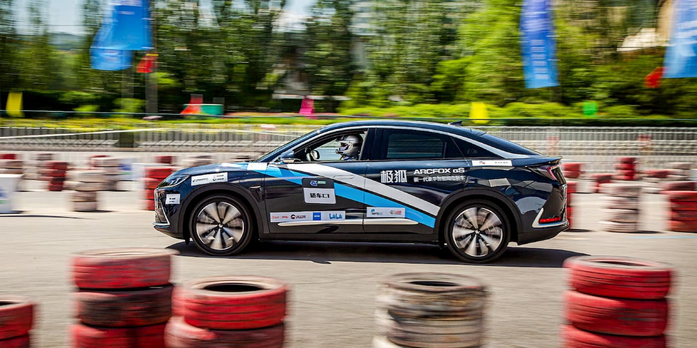 Pin sodium-ion cho xe điện đạt bước đột phá mới tại Trung Quốc — sạc nhanh 4C chỉ trong 11 phút