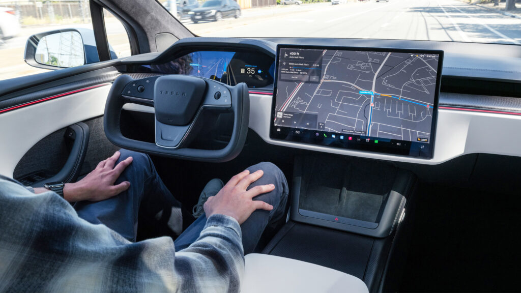 NHTSA mở rộng điều tra hệ thống lái tự động Tesla FSD sau loạt sự cố mất khả năng nhận diện khi camera bị che khuất