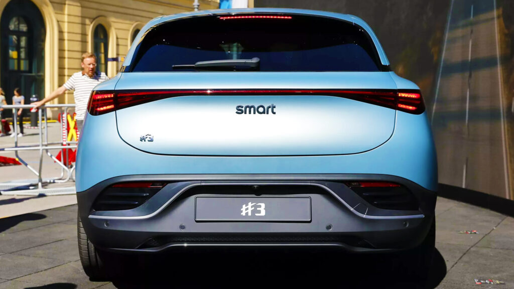 Doanh số xe xăng tại châu Âu sụt giảm 23% chỉ trong một tháng — xe điện tăng tốc mạnh mẽ