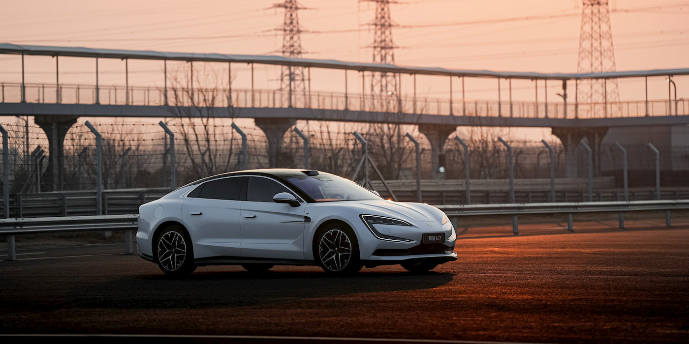 BYD sẵn sàng xây nhà máy tại Canada và mua lại hãng xe đối thủ đang gặp khó