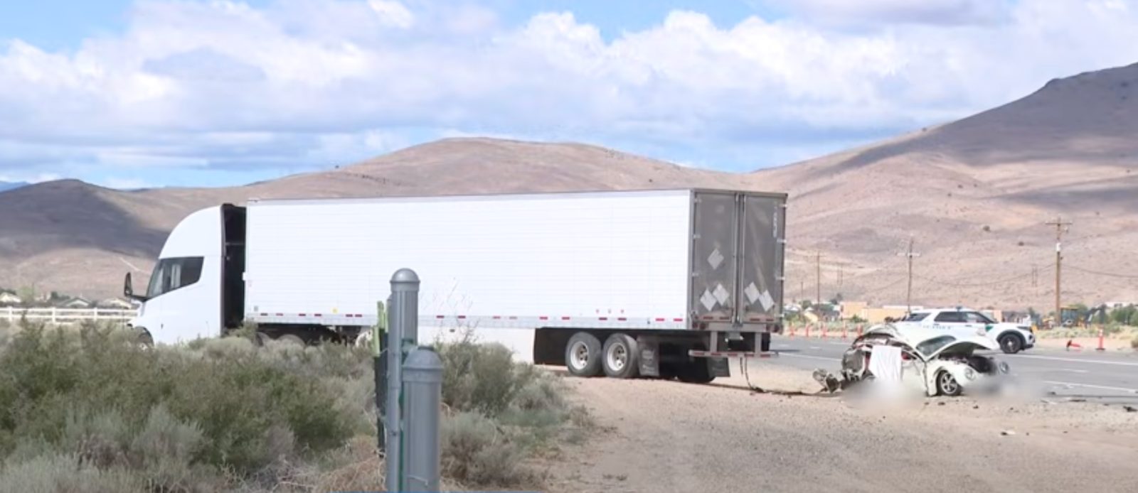 Tesla Semi lần đầu gặp tai nạn chết người tại Nevada — tài xế nghi ngủ gật, hai nạn nhân thiệt mạng