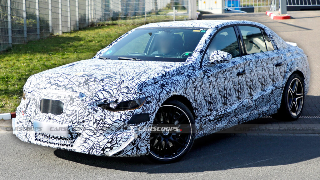 Mercedes-AMG E-Class EQ lộ diện trên đường thử — sedan điện gần 900 mã lực sẽ thay thế AMG EQE bị chê nhạt nhòa