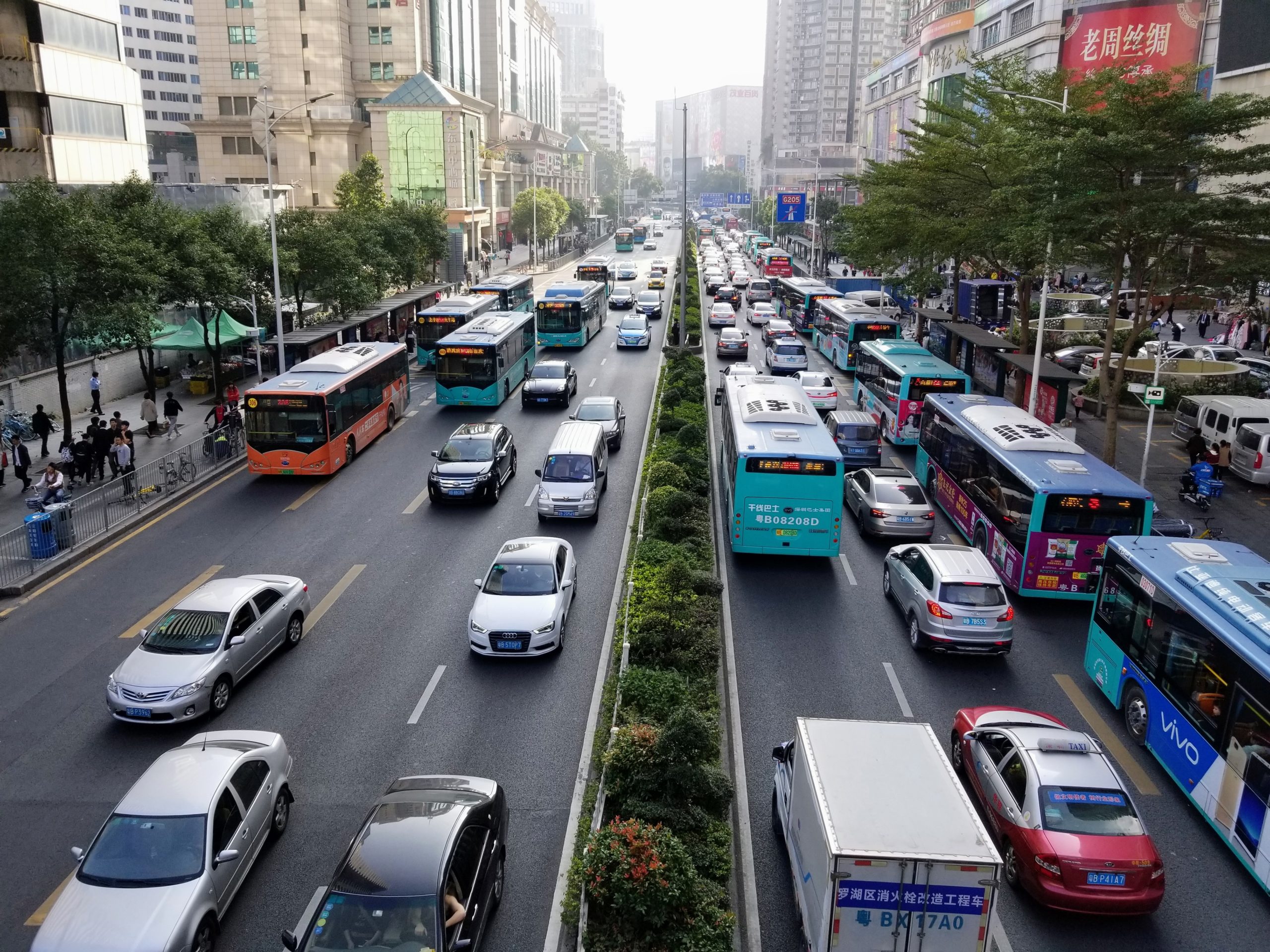 Hơn 9.900 xe buýt điện đang vận hành tại Mỹ Latinh — Trung Quốc thống trị thị trường