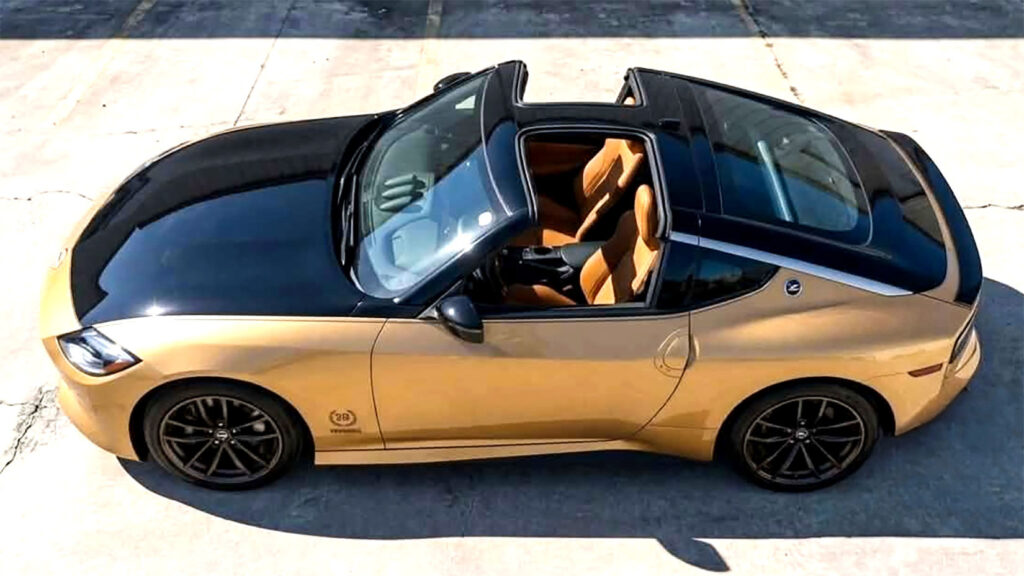 Nissan không chịu làm Z T-Top, một người hâm mộ tự tay thực hiện