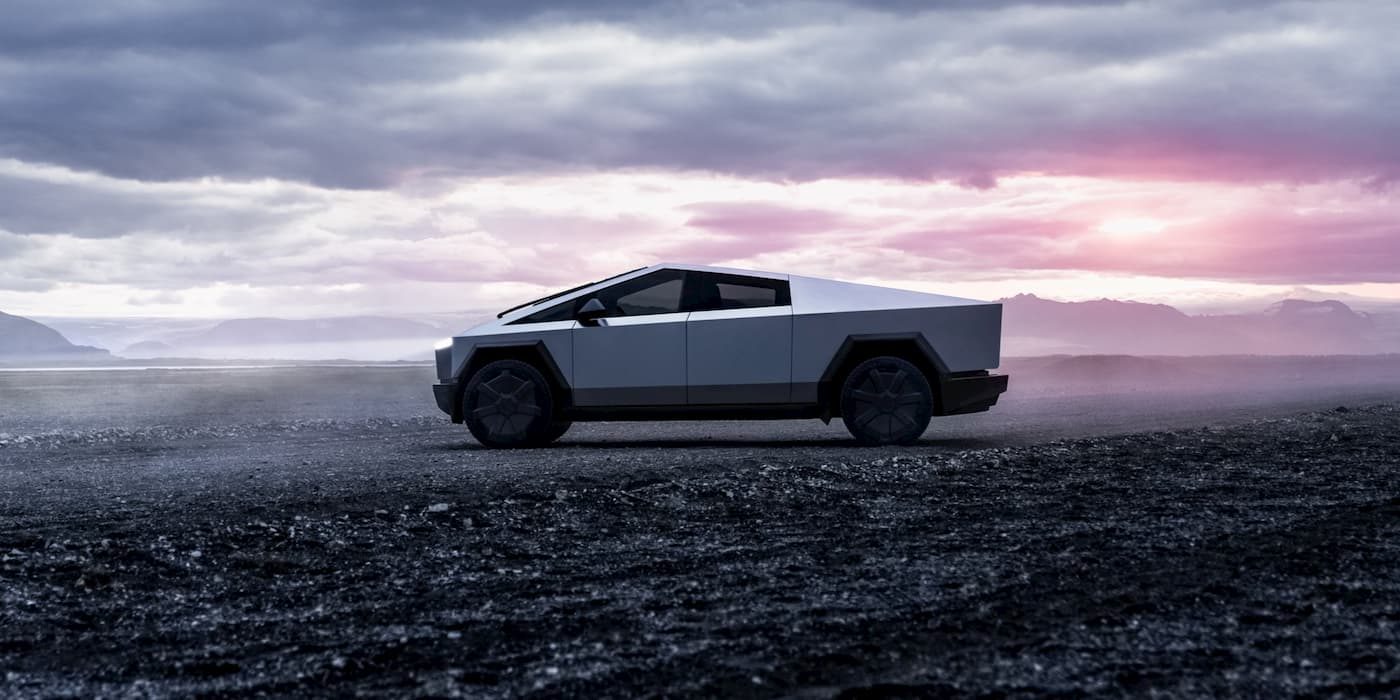 Tesla thừa nhận lỗi hệ thống chuyển đổi nguồn trên Cybertruck, gia hạn bảo hành lên 8 năm