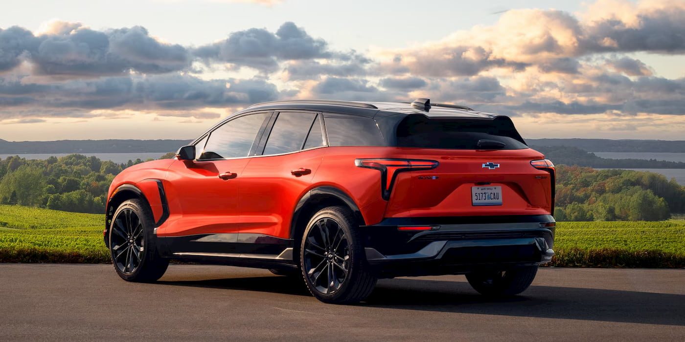 Chevy Blazer EV 2027 giữ nguyên giá bán dù được nâng cấp cổng sạc NACS và loạt tính năng mới