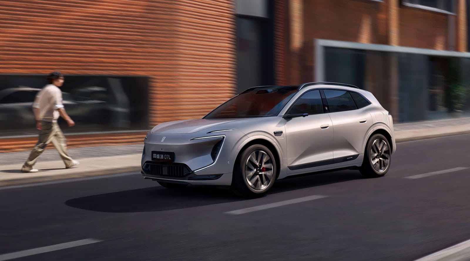 Avatr 07L ra mắt — SUV điện cỡ nhỏ công nghệ cao từ liên minh Changan, CATL và Huawei nhắm vào phân khúc hot nhất thị trường