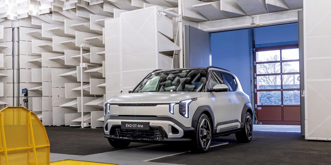 Kia EV2 công bố giá bán rẻ hơn dự kiến — chỉ từ 650 triệu VND, đặt hàng chính thức tại châu Âu