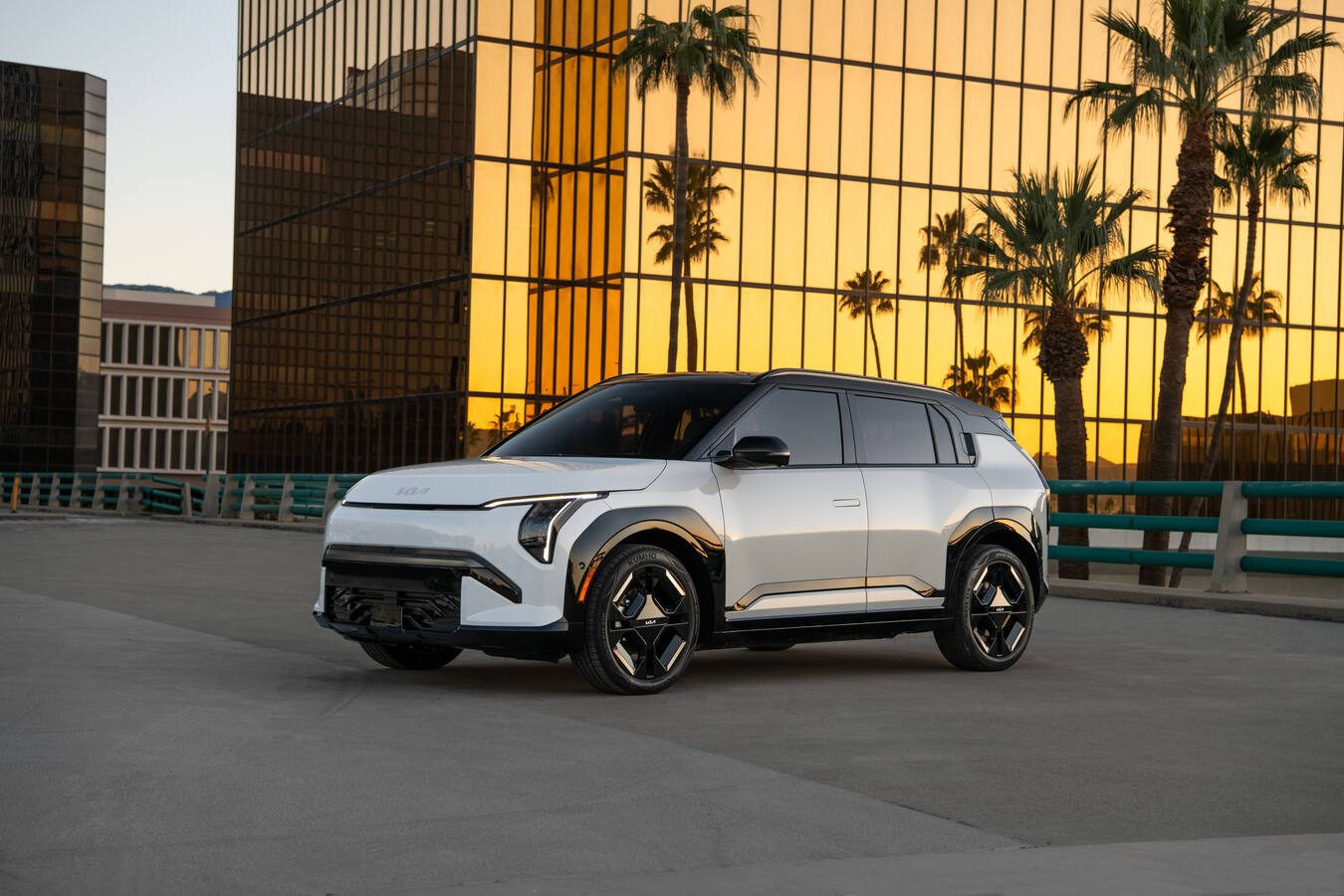 Kia ra mắt phiên bản EV3 dành cho thị trường Mỹ — SUV điện cỡ nhỏ bán chạy toàn cầu sẽ lên kệ cuối năm 2026