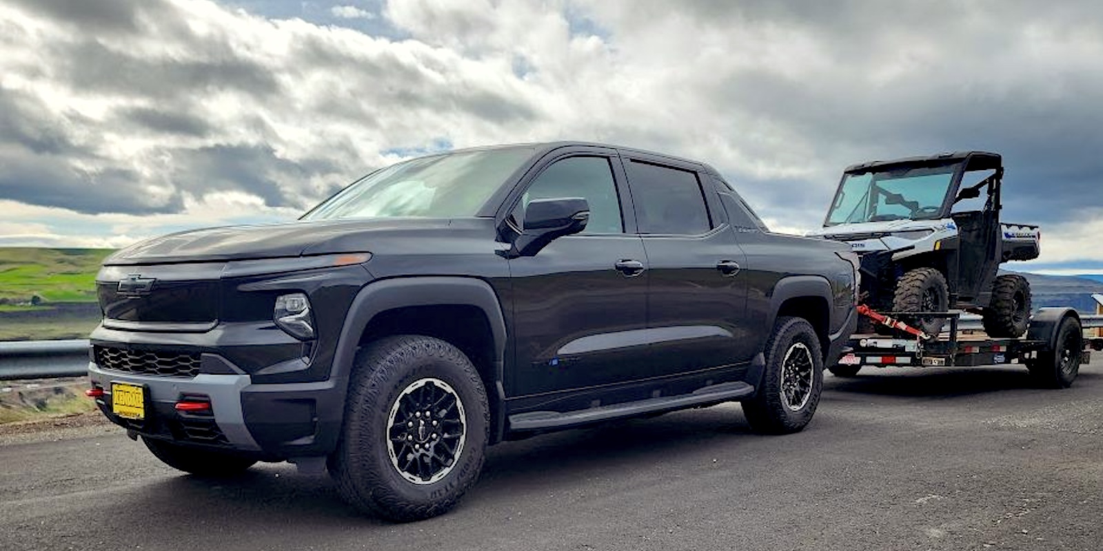 Tài xế bán tải RAM 3500 chuyển sang Silverado EV — mức tiết kiệm nhiên liệu khiến ai cũng phải ngỡ ngàng