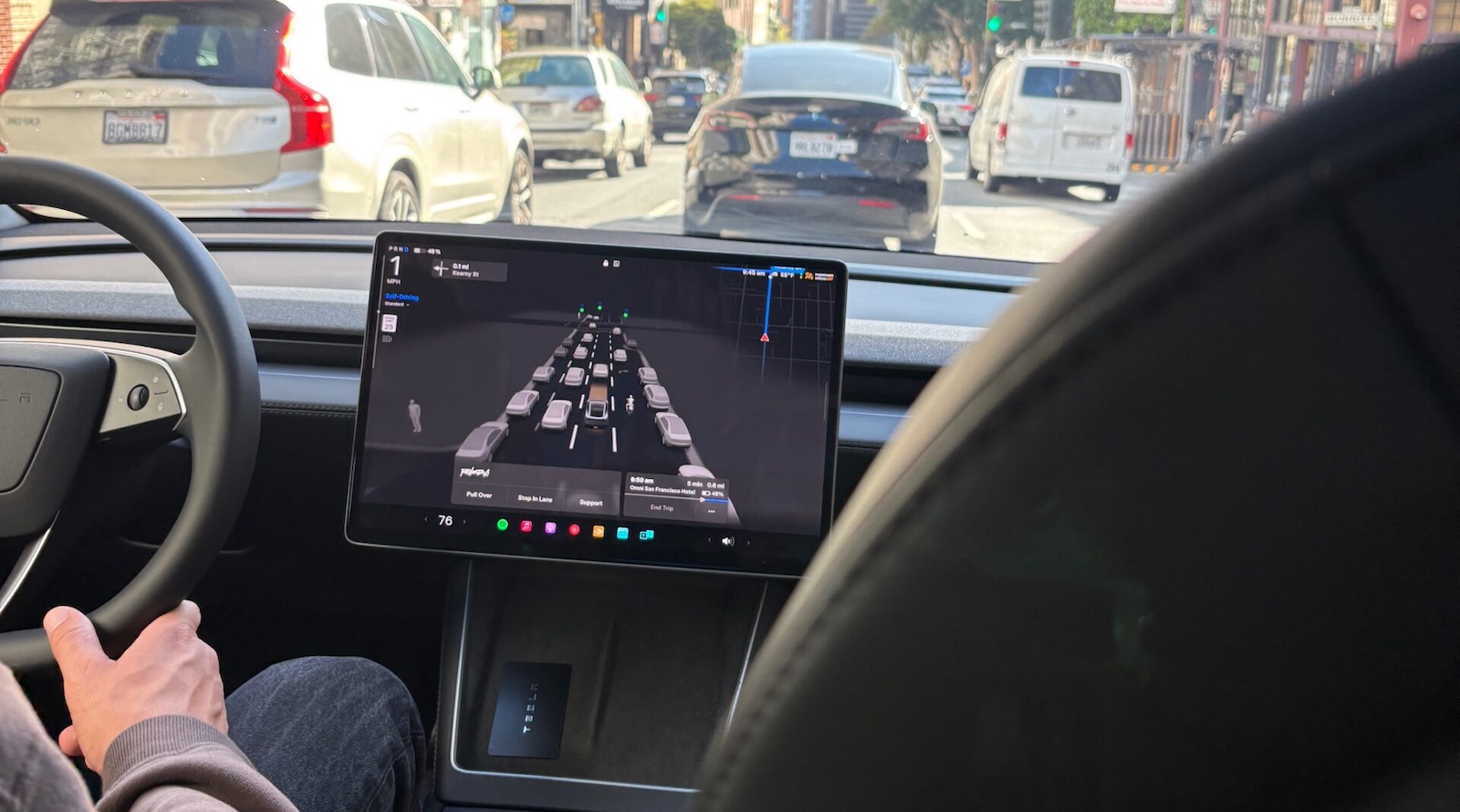 Nhà đầu tư Tesla trải nghiệm 4 ngày đi robotaxi tại San Francisco — rẻ hơn Waymo và Uber nhưng chờ lâu hơn