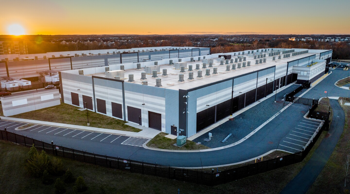 Amazon xây trung tâm dữ liệu khổng lồ tại Texas, thải 33 triệu tấn CO₂ mỗi năm — đi ngược cam kết khí hậu của Jeff Bezos