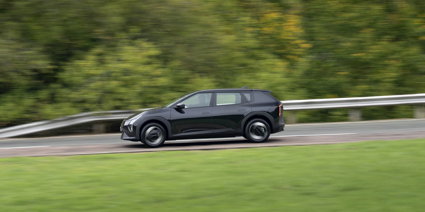 Kia giảm giá EV4 hơn 250 triệu VND để đáp trả Volkswagen ID.3 Neo — cuộc chiến xe điện giá rẻ châu Âu nóng lên từng ngày