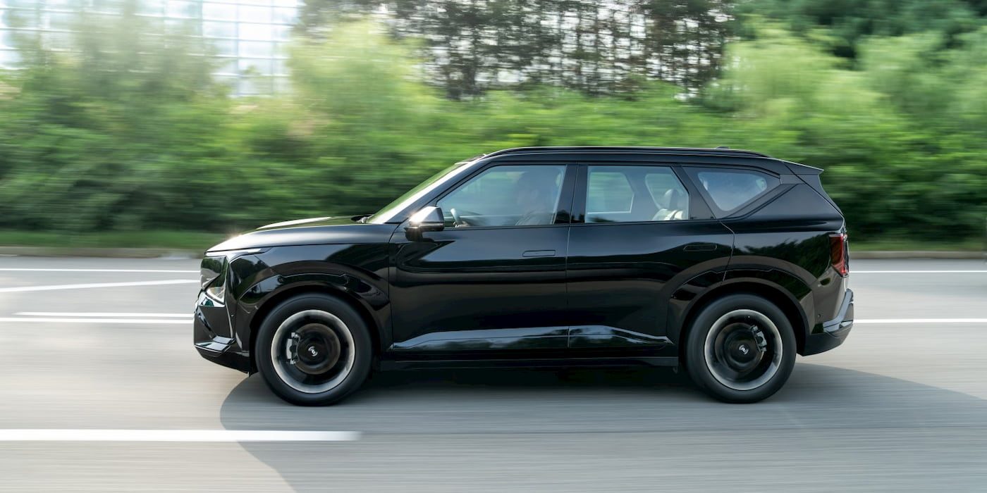 Kia EV5 bổ sung phiên bản dẫn động bốn bánh và ra mắt bản đặc biệt Storm — "nhiều hơn với ít tiền hơn"