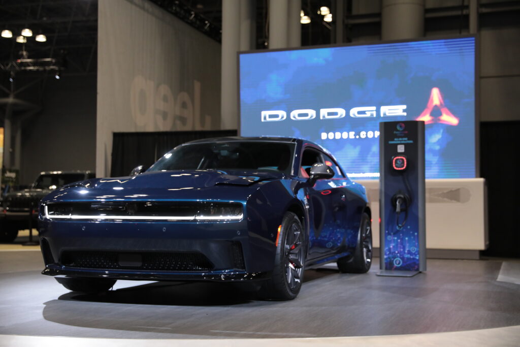 Stellantis yêu cầu đại lý Mỹ tăng trưởng 25% doanh số ngay lập tức — sau 7 năm sụt giảm liên tiếp