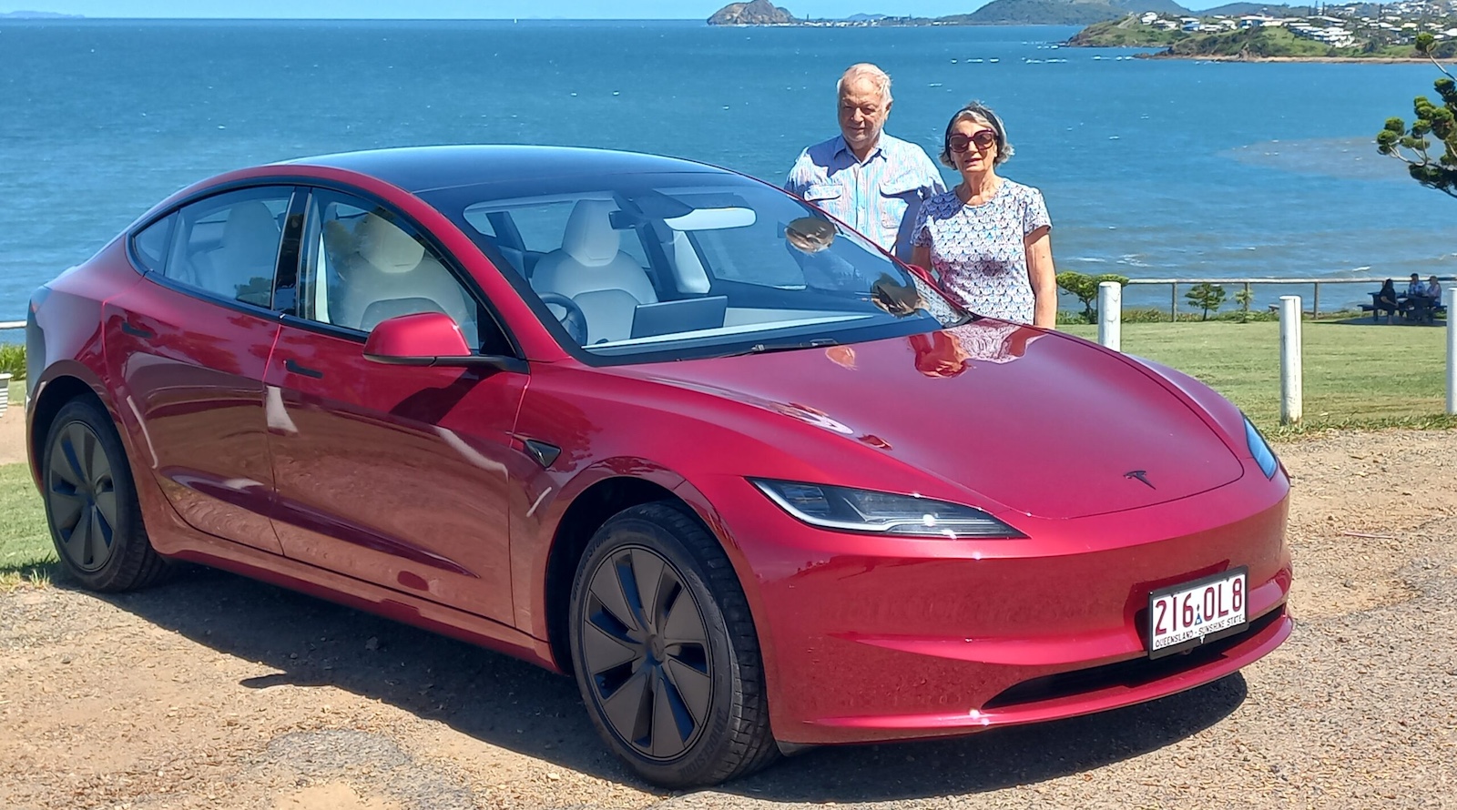 Trải nghiệm Tesla Full Self Driving (Supervised) trên đường nước Úc — 1.546 km chỉ tốn hơn 2,5 triệu VND tiền sạc