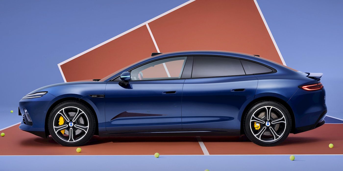 BYD mở đặt trước Denza Z9S — sedan điện tuyên bố phạm vi chạy xa nhất thế giới với 1.100 km