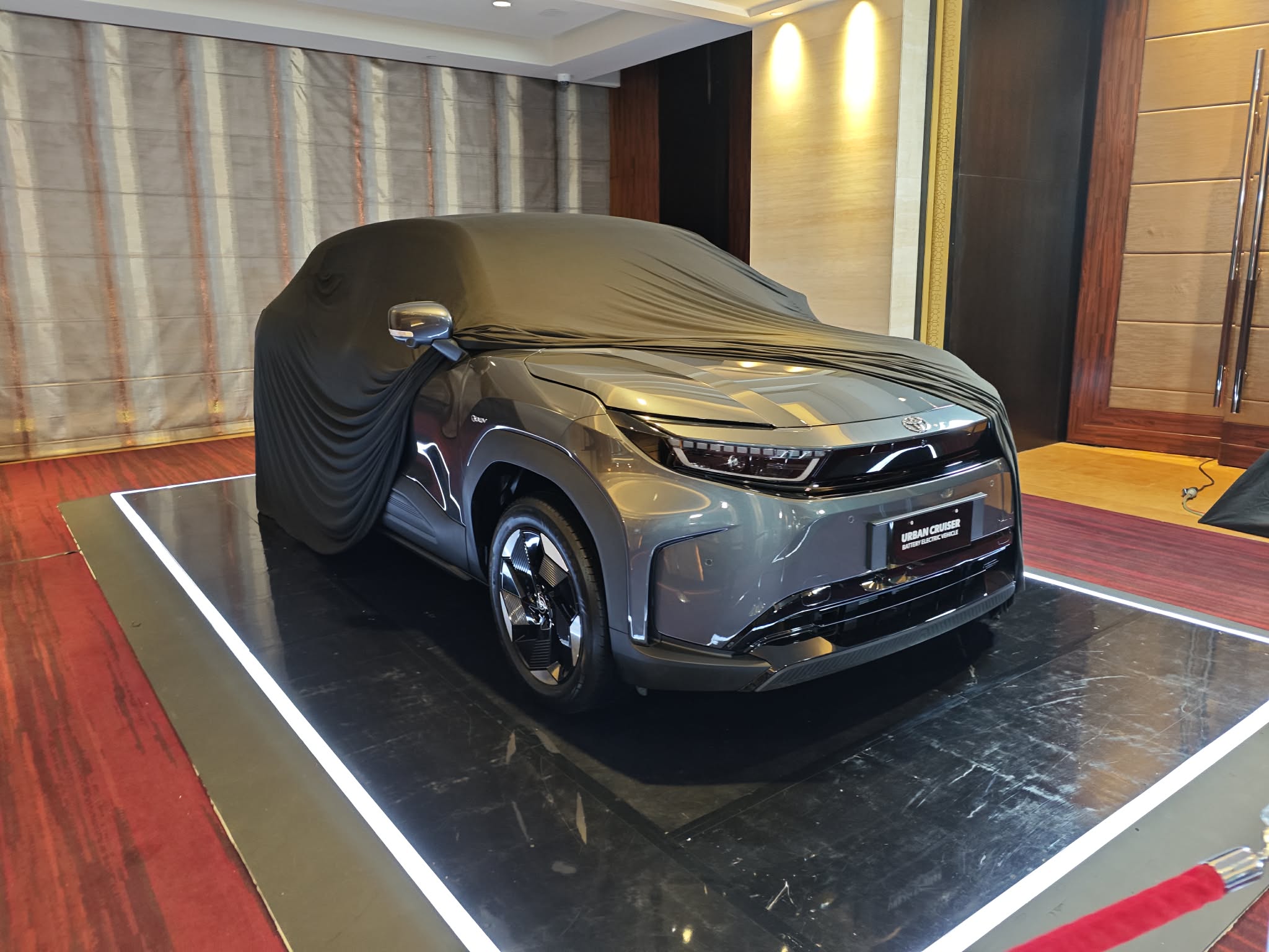 Toyota Urban Cruiser EV chính thức có giá tại Philippines — bước đệm chiến lược trước kỷ nguyên xe điện của hãng xe Nhật