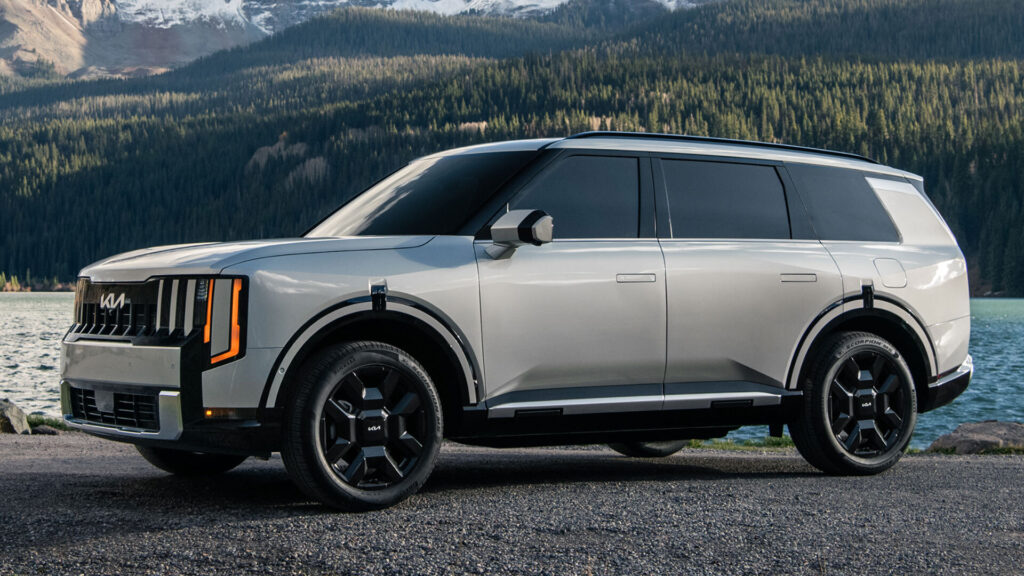 Kia lập kỷ lục doanh số quý I/2026 nhờ xe hybrid bùng nổ — trong khi xe điện tiếp tục lao dốc